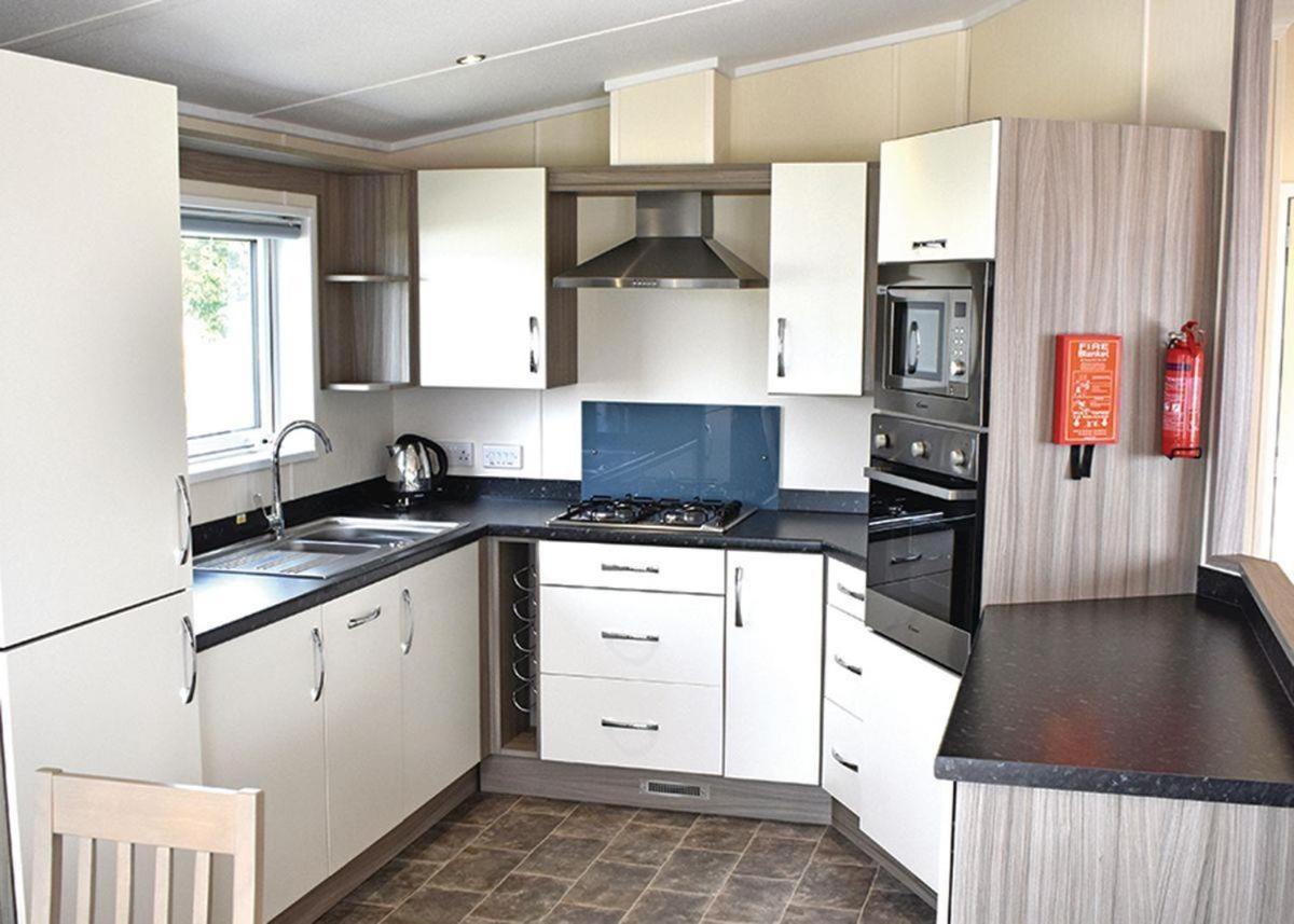Hoburne Naish Hotell Highcliffe Eksteriør bilde